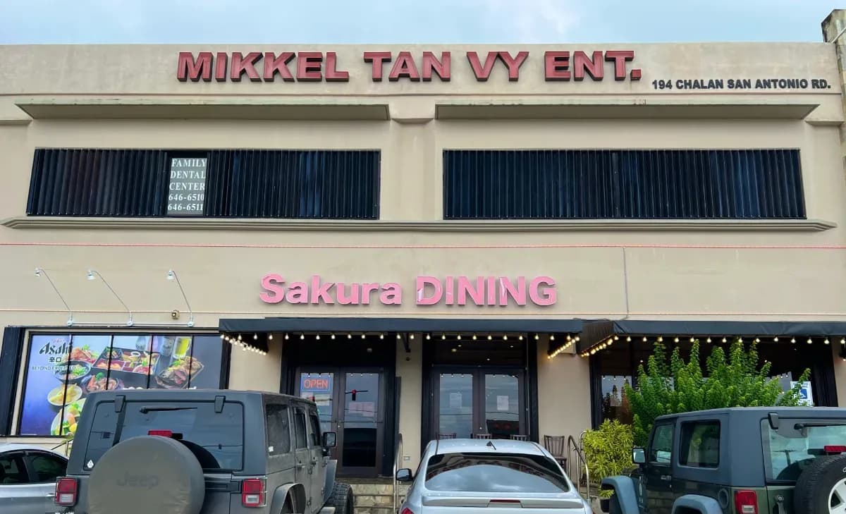 Sakura Dining 2