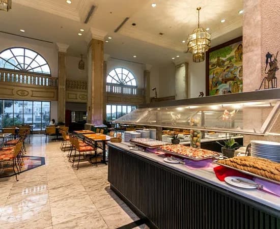 Holiday Resort & Spa Guam 3