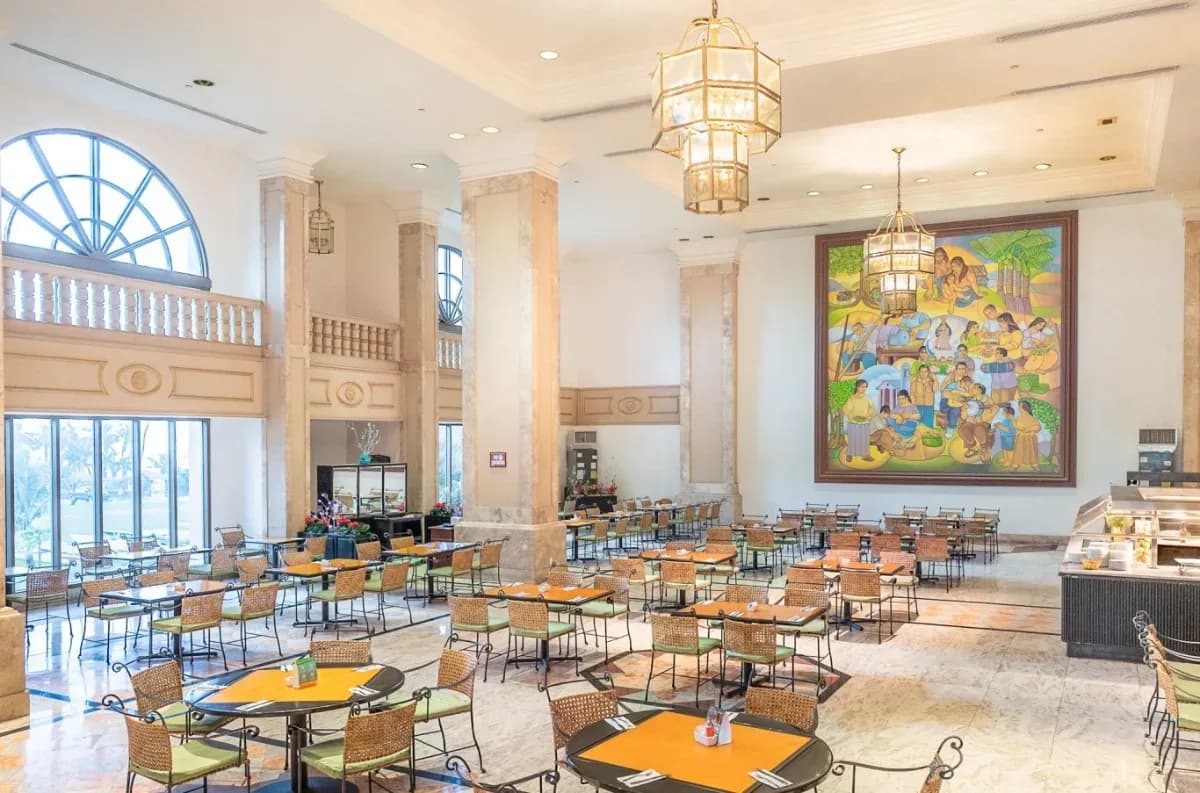 Holiday Resort & Spa Guam 5