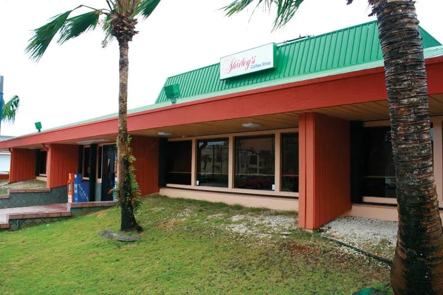 Shirley's Coffee Shop Hagåtña - Restaurants - Hagåtña