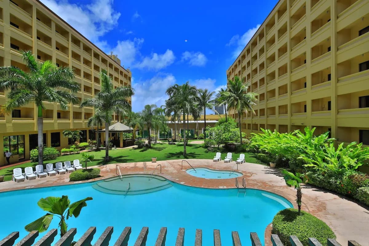 Guam Plaza Resort & Spa 5