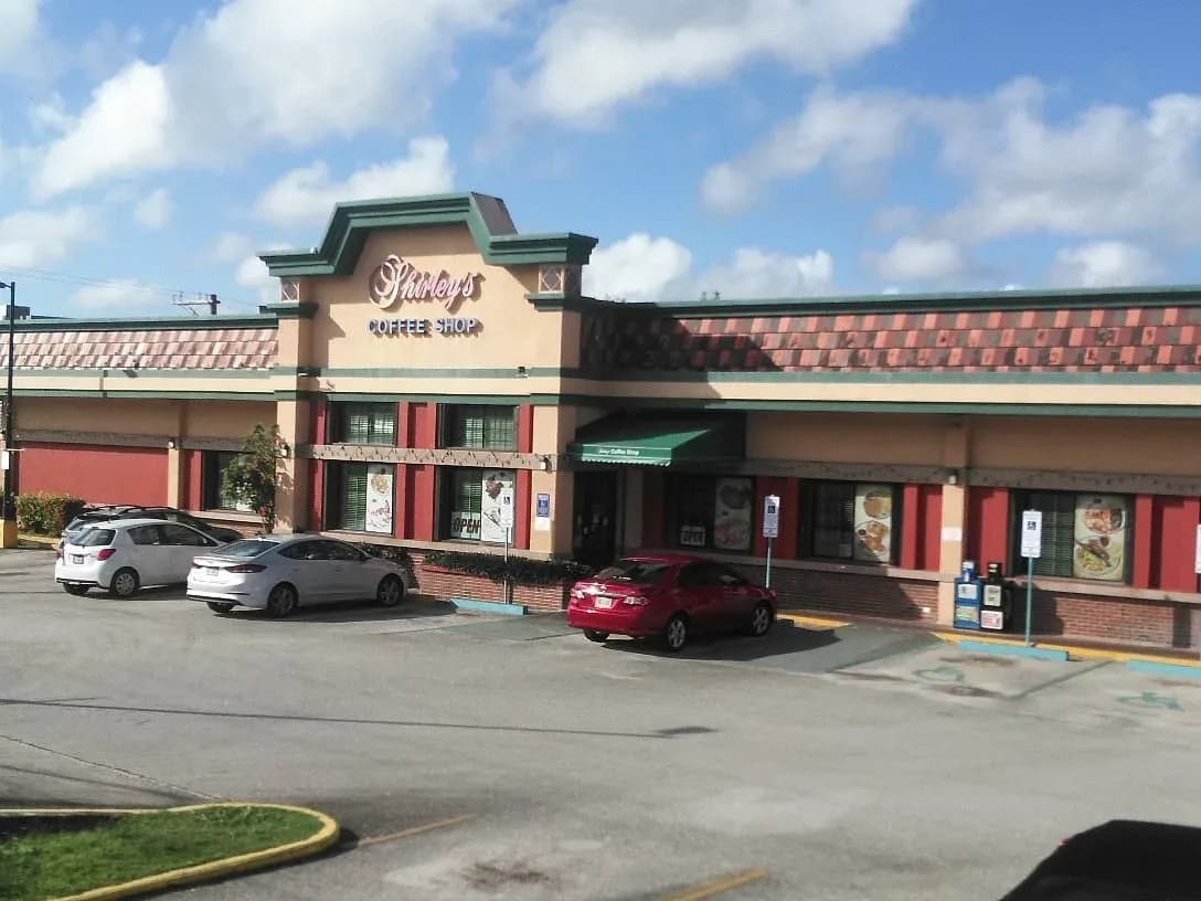 Shirley's Coffee Shop Tamuning - Restaurants - Tamuning