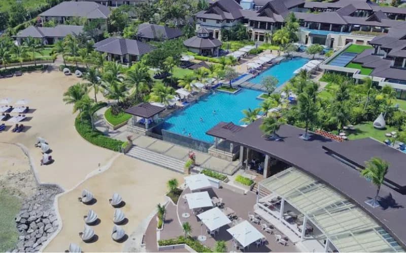 Crimson Resort & Spa Mactan 2