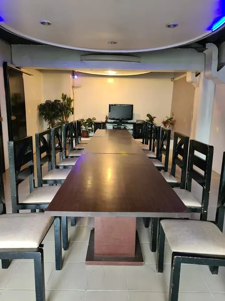 Tops Korean Restobar 2