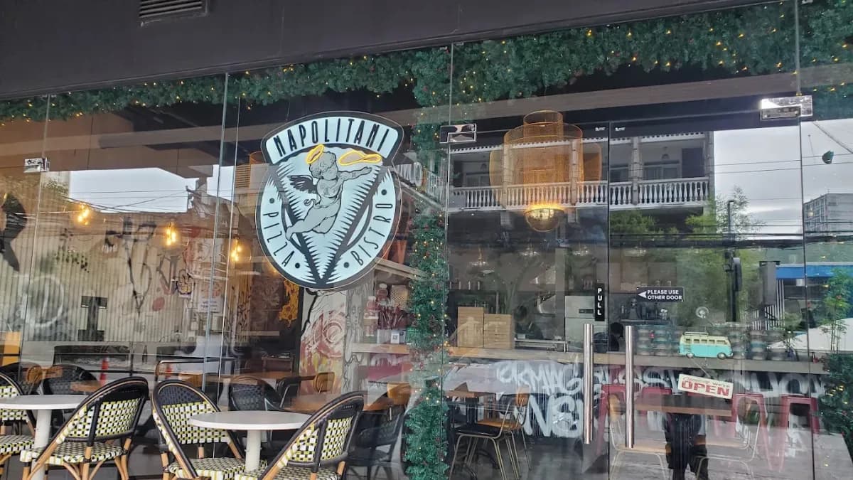 Napolitani Pizzeria 2