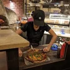 Pizzeria Michelangelo Talamban 3