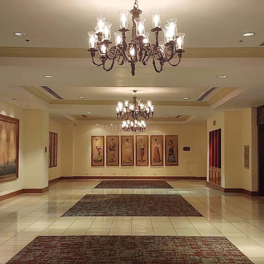 Waterfront Cebu City Hotel & Casino 5