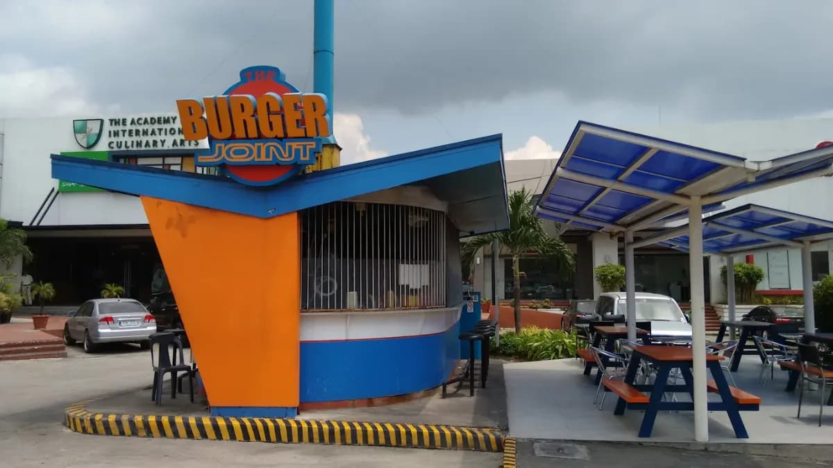 The Burger Joint (Pope John Paul II Avenue) 2