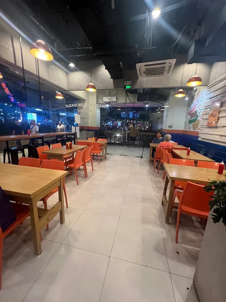 The Burger Joint (Ayala Malls) 5