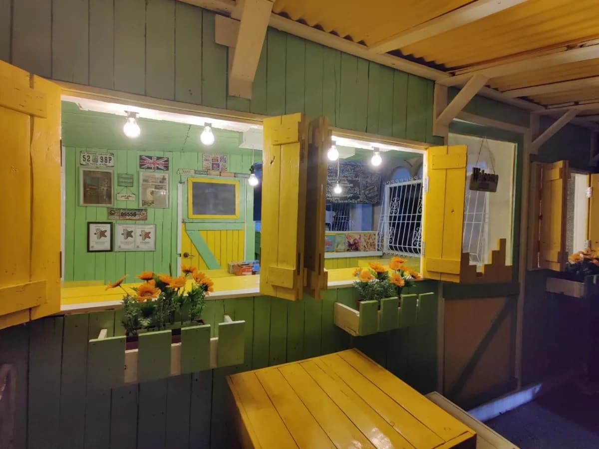 Mama's Little Secret Creative Burgers 2