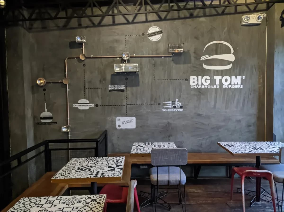 Big Tom's Charbroiled Burger 4