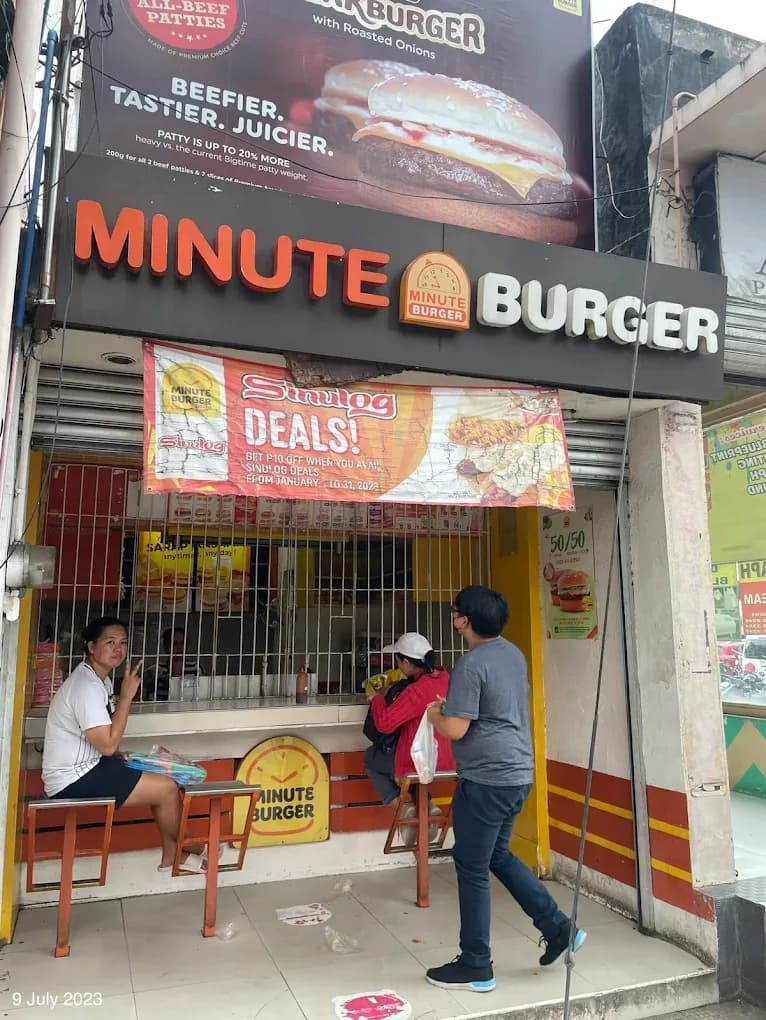 Minute Burger - UC Osmeña Blvd. 2