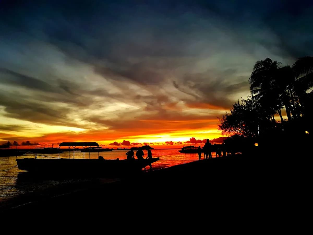 Bounty Beach Malapascua Island 5