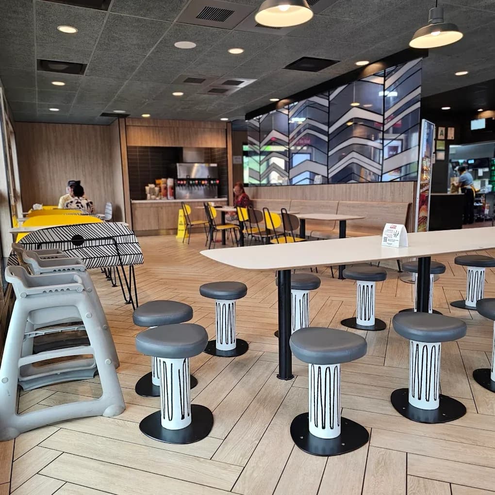 Mc Donald's - Hagatna 5