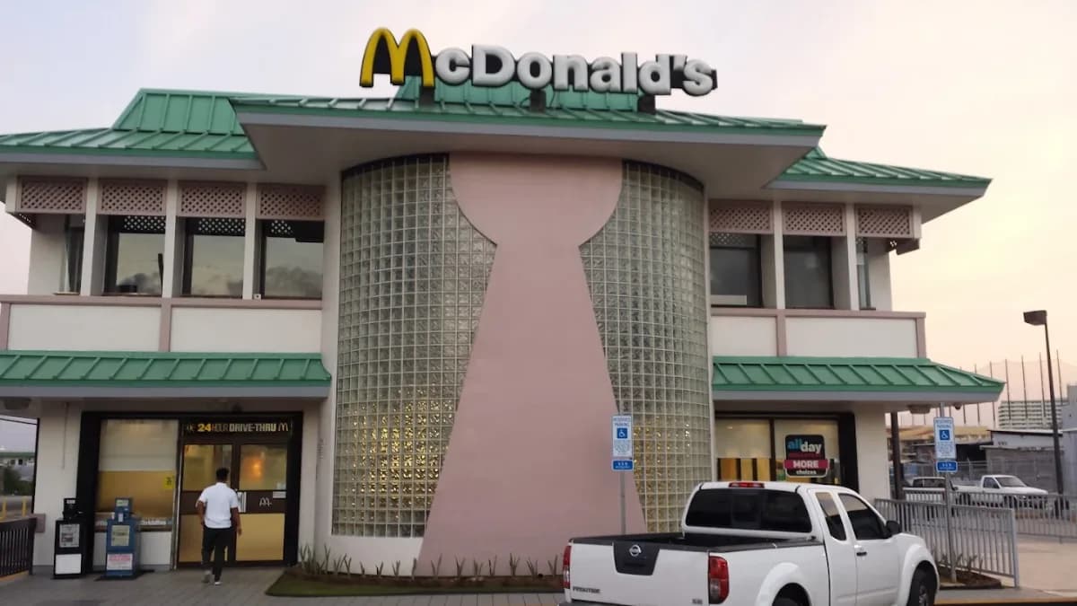 Mc Donald's - Dededo 3