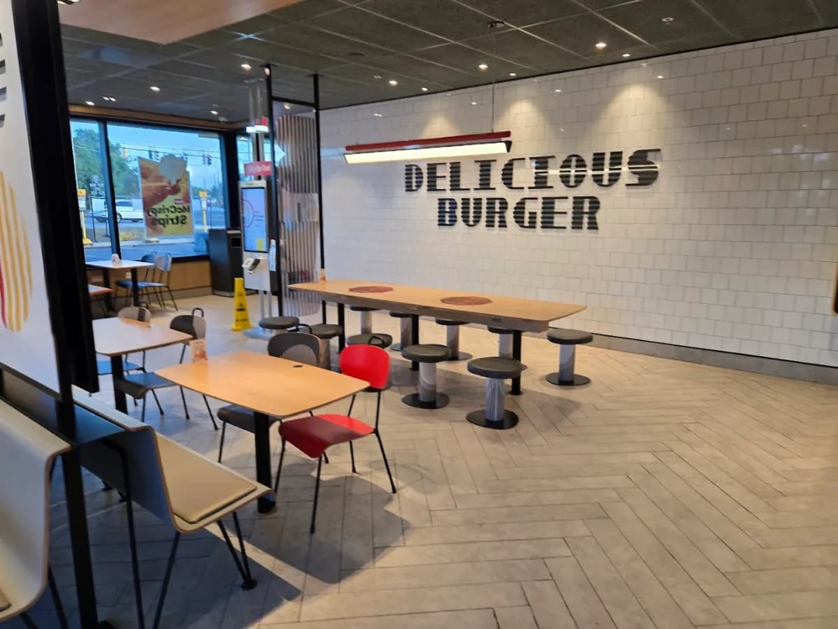 Mc Donald's - Mangilao 4