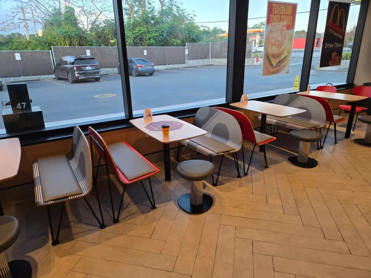 Mc Donald's - Mangilao 5