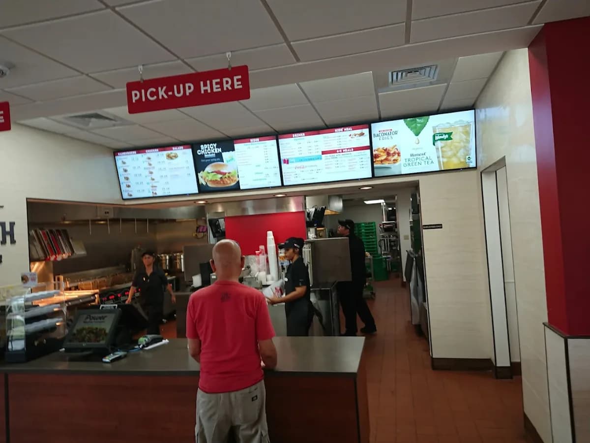 Wendy's Naval Base 4