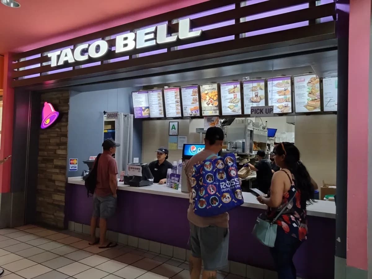 Taco Bell Micronesian Mall 2