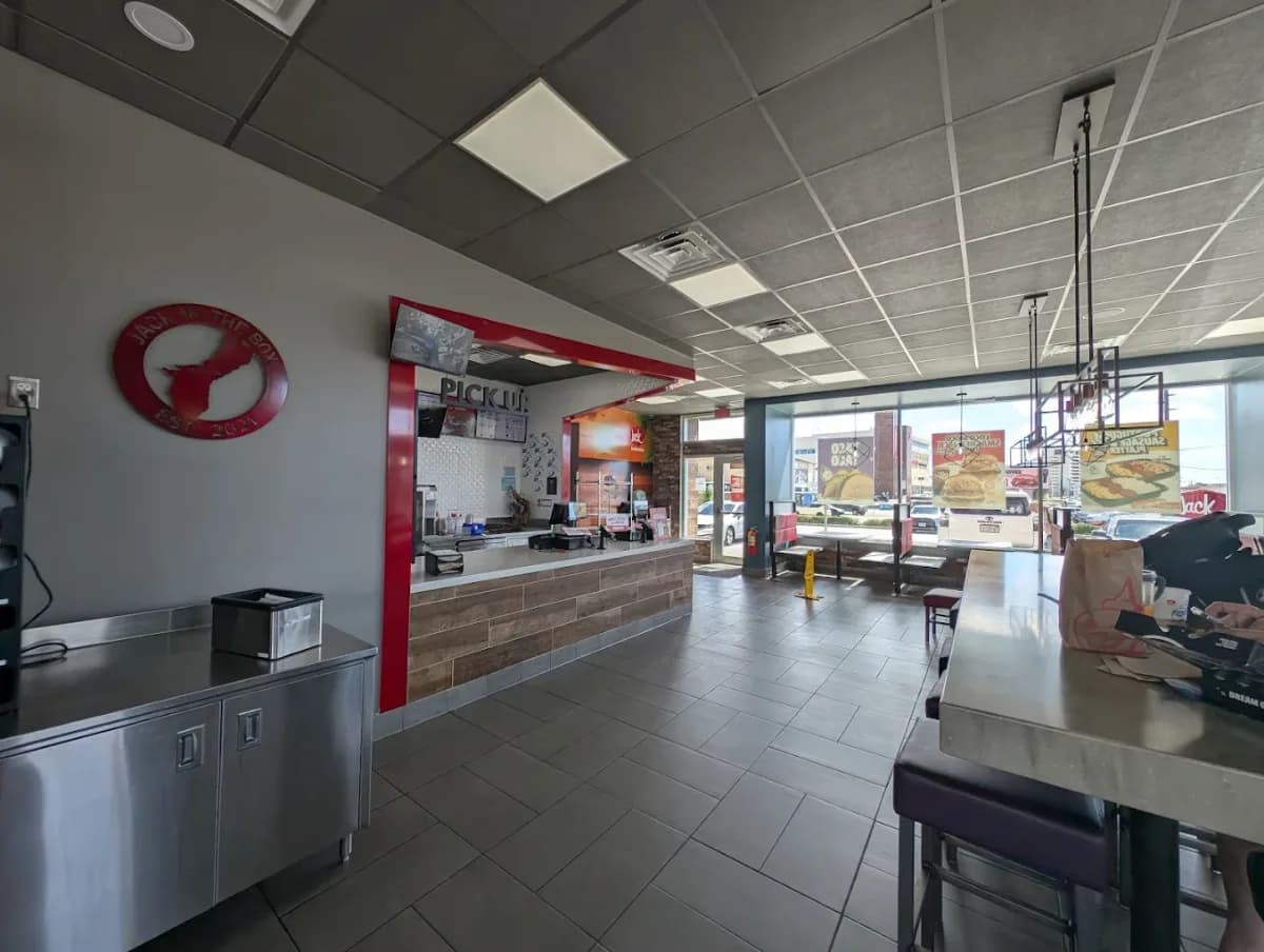 Jack in the Box -- Tamuning Marine Corps Dr 5