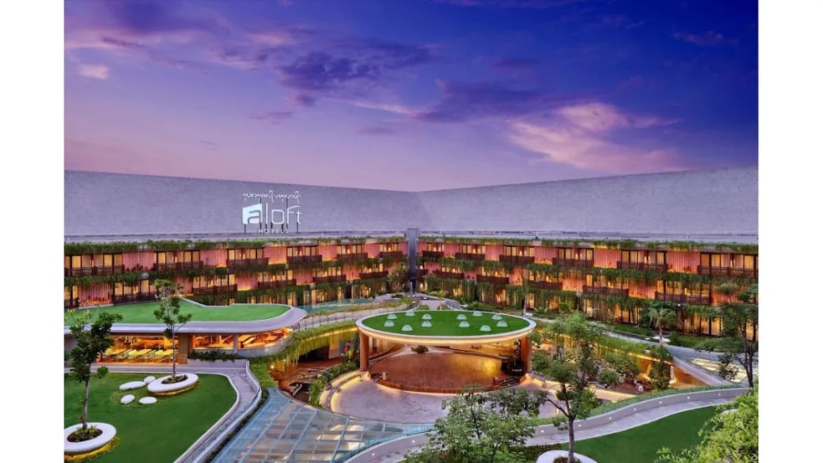 Aloft Bali Kuta at Beachwalk 2