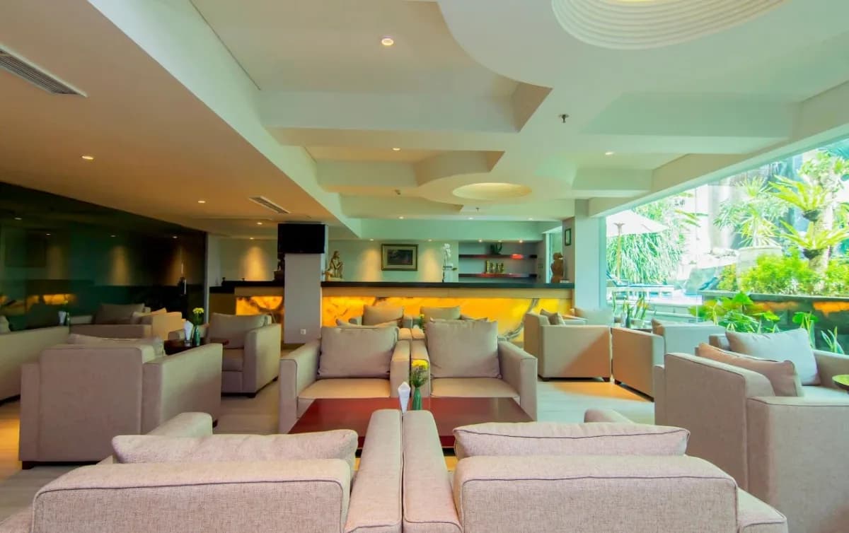 Bintang Kuta Hotel 4