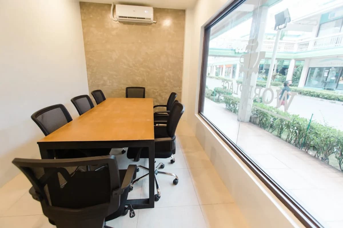 Workplace Cafe - Raintree Mall 5