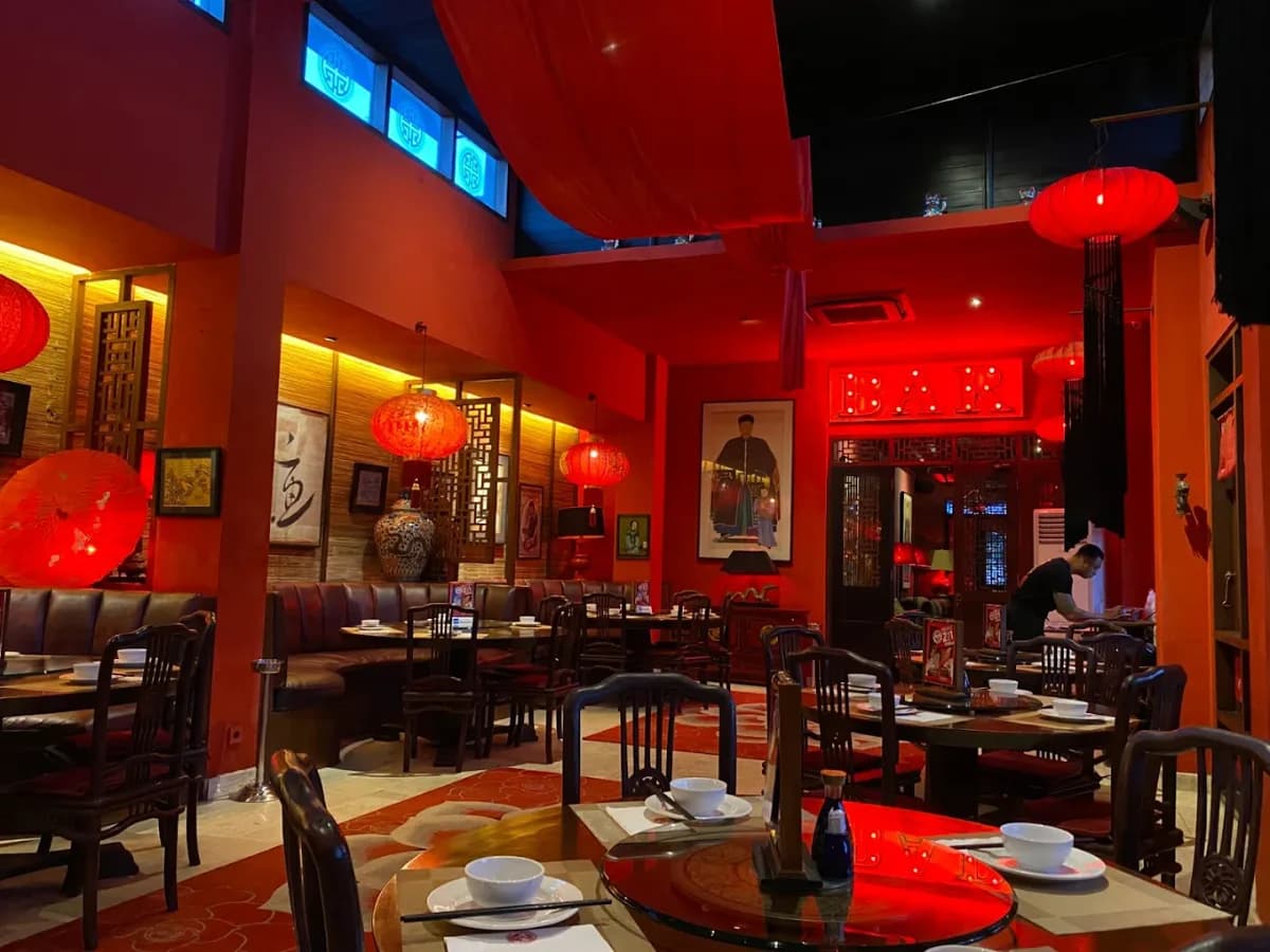 Happy Chappy Restaurant 5