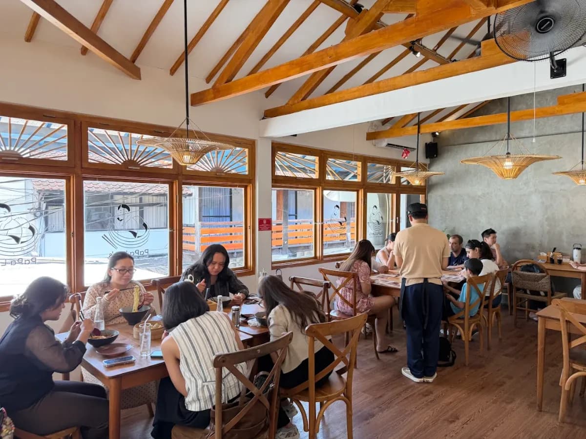 Papa Lee's Taiwan Noodle & Dumplings - Seminyak 5