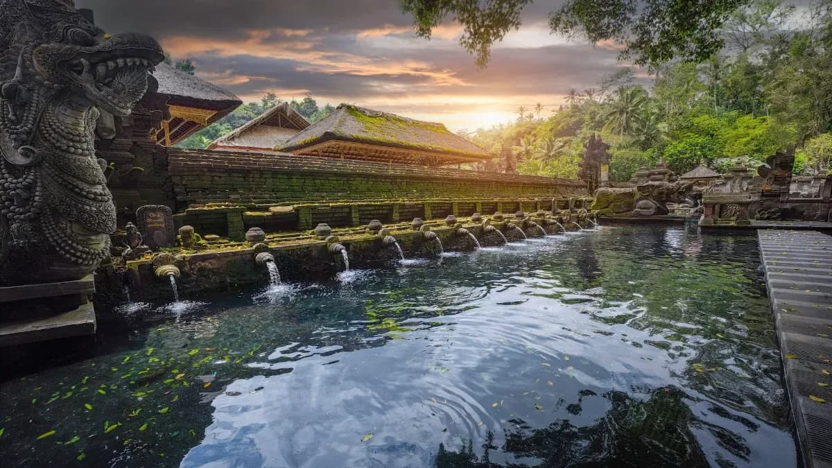 Tirta Empul Temple - Tours & Activities - Gianyar