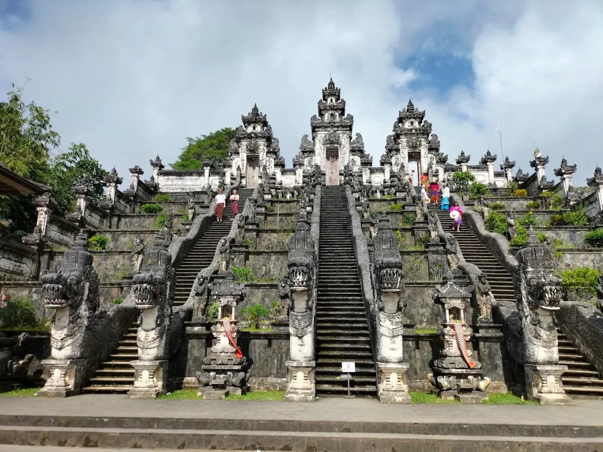 Penataran Agung Lempuyang Temple 2