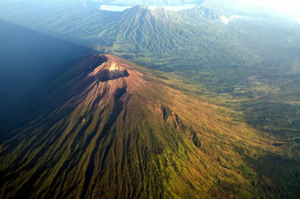 Mount Agung 3