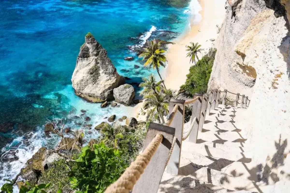 Diamond Beach - Beaches - Klungkung