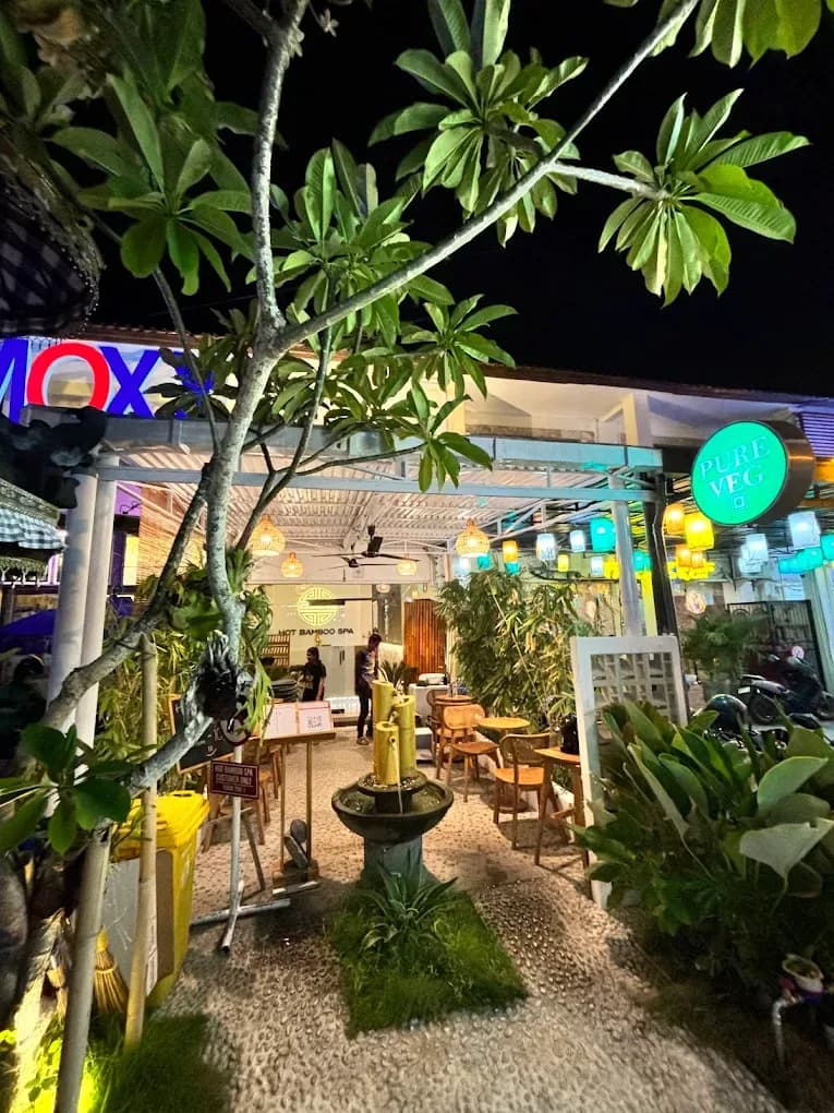 Hot Bamboo Spa Seminyak 4