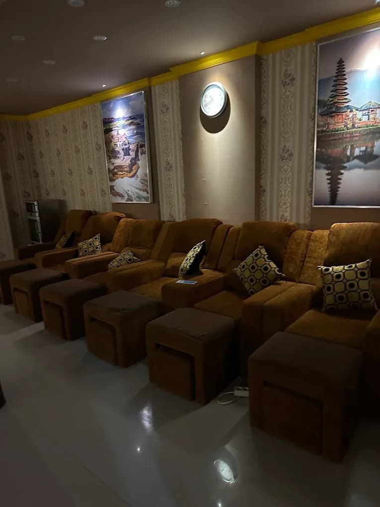 Felicia Spa Petitenget 4