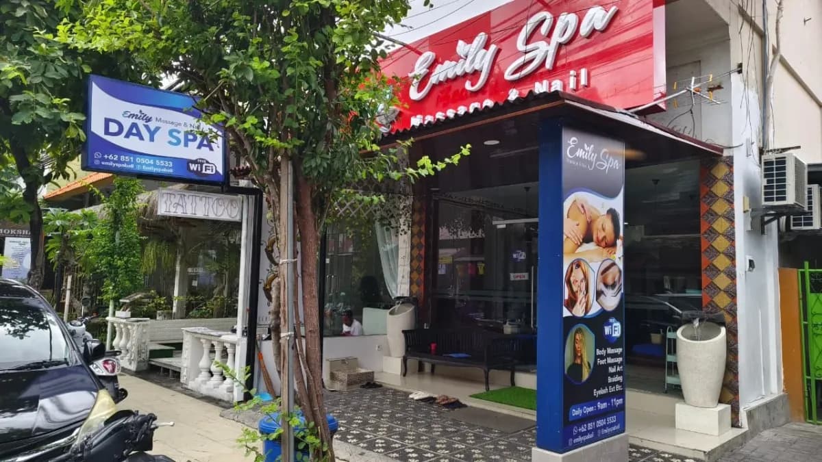 Emily Spa Pantai Kuta 4