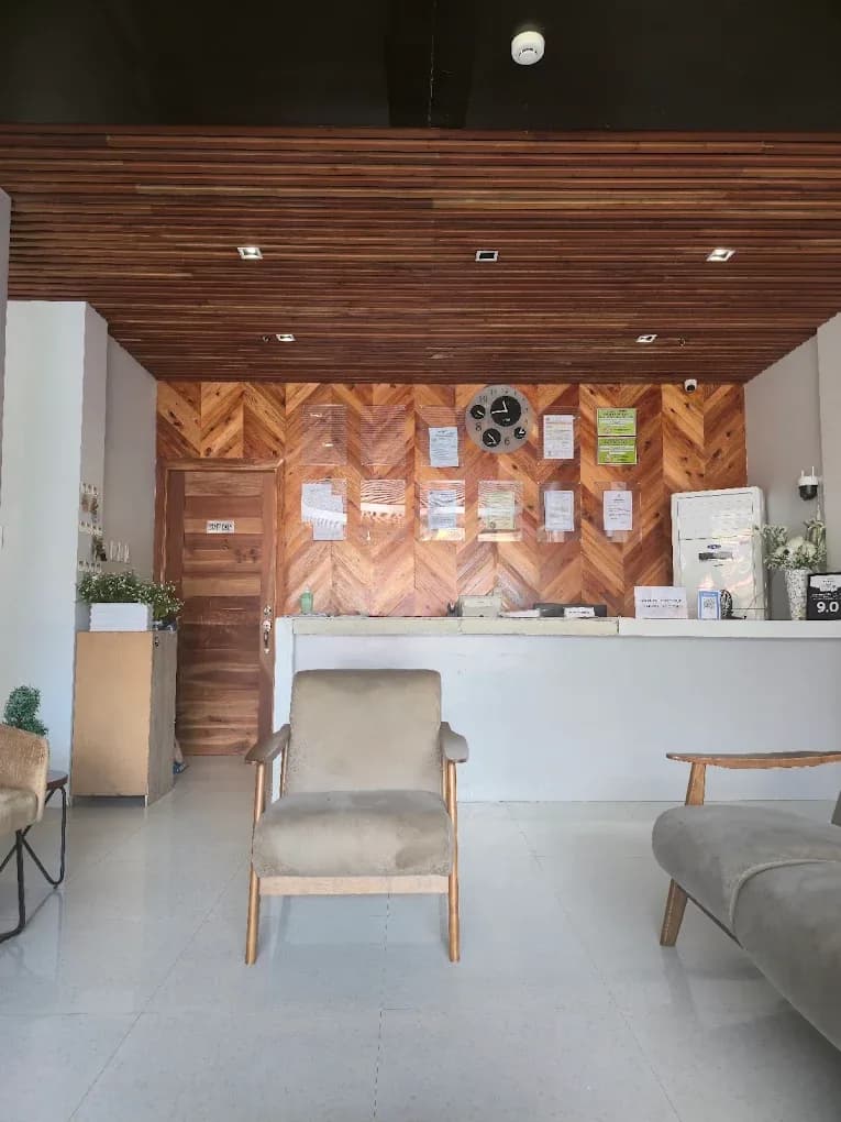 Rudhil’s Place Hotel 5